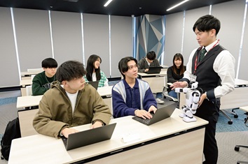 岡山情報ITクリエイター専門学校 の特長 2