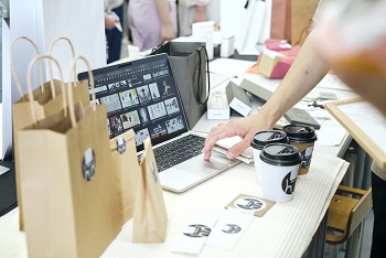 学校法人桑沢学園　専門学校桑沢デザイン研究所